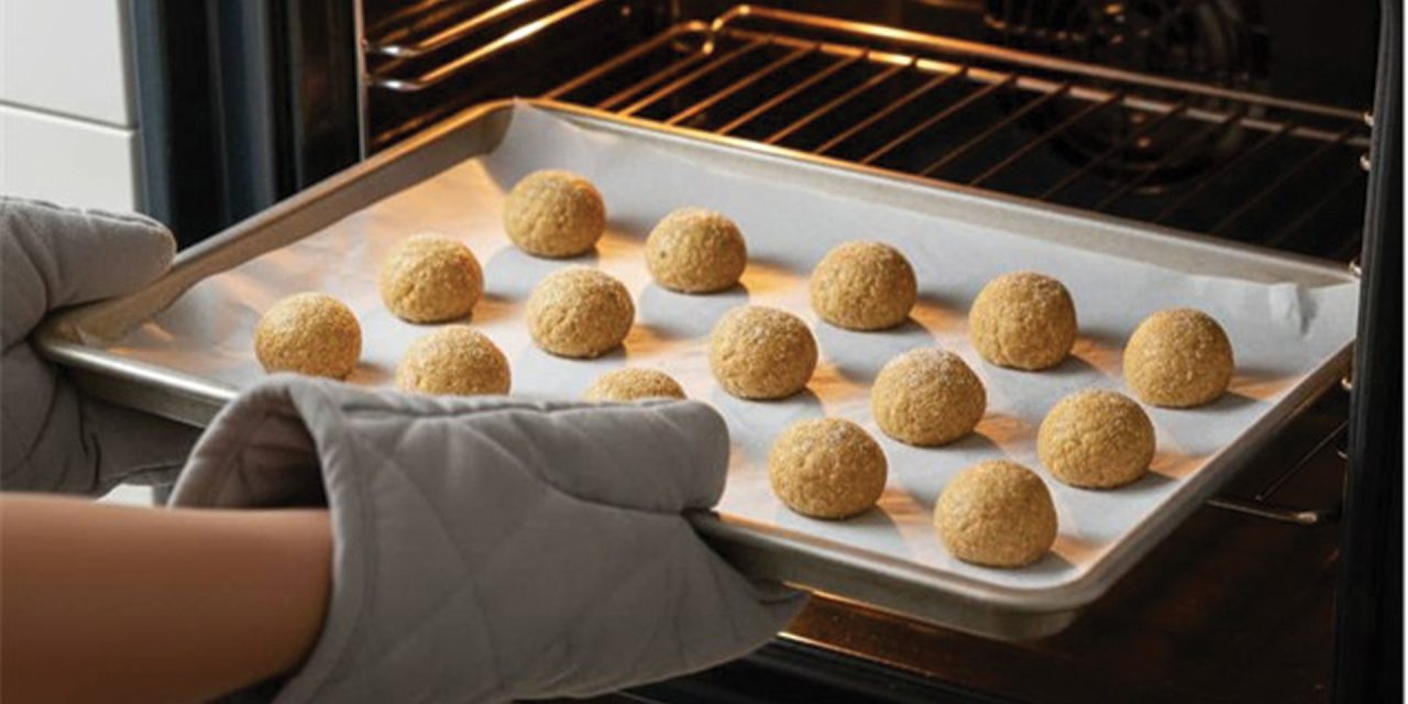 How to Make Peanut Butter Cookies